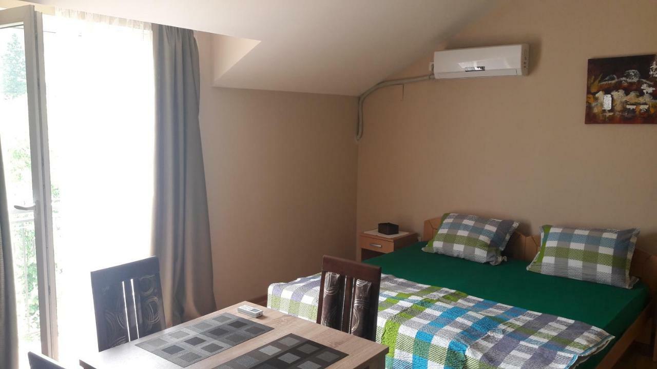 Apartmani V&F Vrnjačka Banja Exterior foto